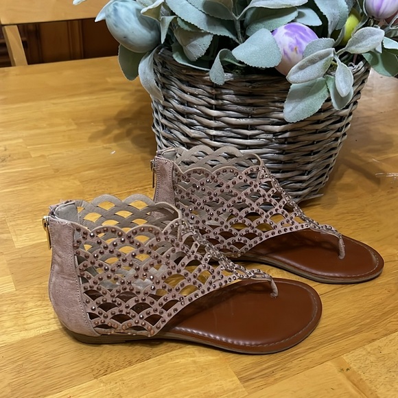 Pink Jeweled Thong Sandals with Ankle Strap - Picture 2 of 4